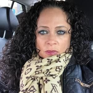 Meet your Posher, Rachelle